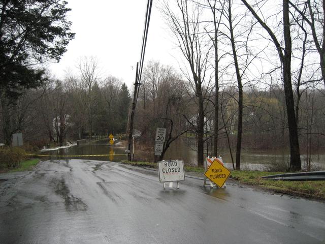 Middle Patent Road Closed - Flooding, April 2007